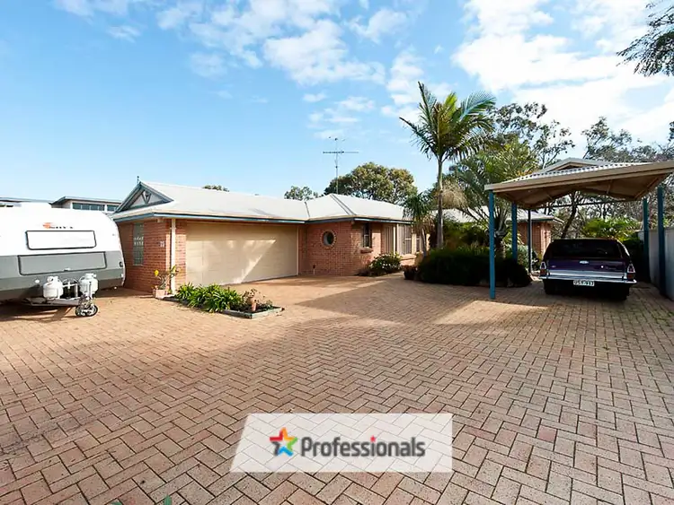 Second view of Homely house listing, 33 Lever Way, South Yunderup WA 6208