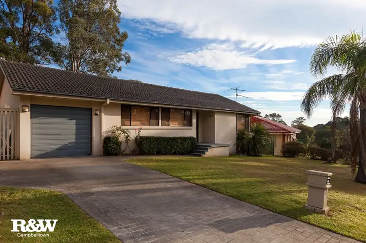 7 Elgata Crescent, Bradbury NSW 2560