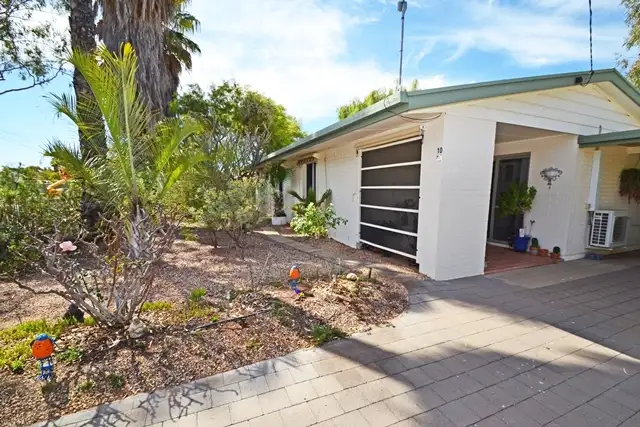 10 Campbell Street, Braitling NT 870