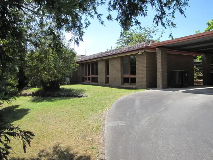 11 Belvedere Court, Newborough VIC 3825