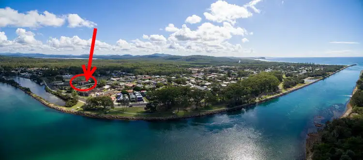 Main view of Homely unit listing, 9/2 Woodford Road, North Haven NSW 2443