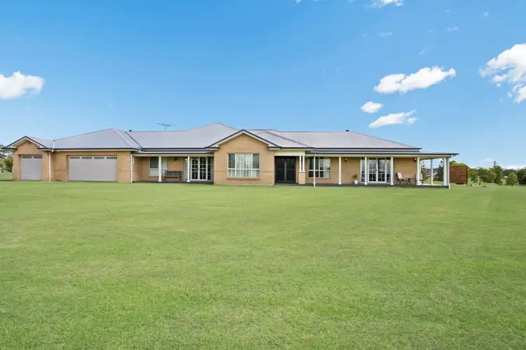 117 Forest Hill Drive, Oakhampton Heights NSW 2320