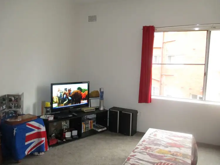 Second view of Homely unit listing, 3/2 Elliot Place, Hillsdale NSW 2036