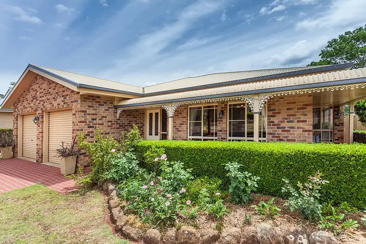 11 Spring Garden Court, Middle Ridge QLD 4350