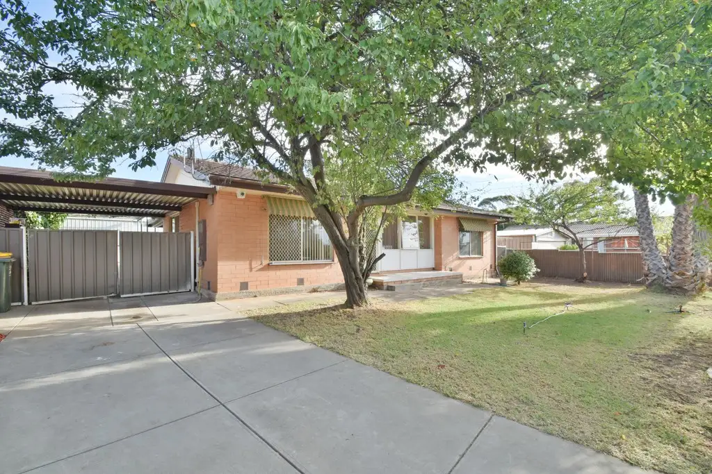 Main view of Homely house listing, 2 Eurunderee Avenue, Seacombe Gardens SA 5047