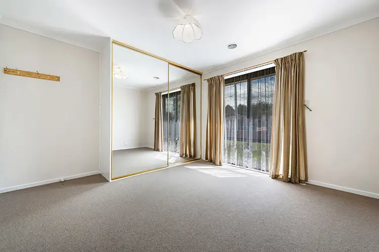 Fourth view of Homely house listing, 8 Magpie Court, Meadow Heights VIC 3048