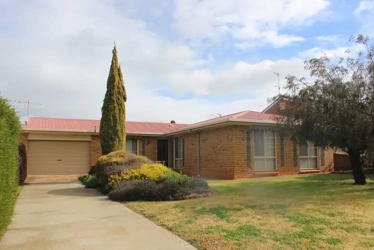 34 Gallipoli Street, Temora NSW 2666