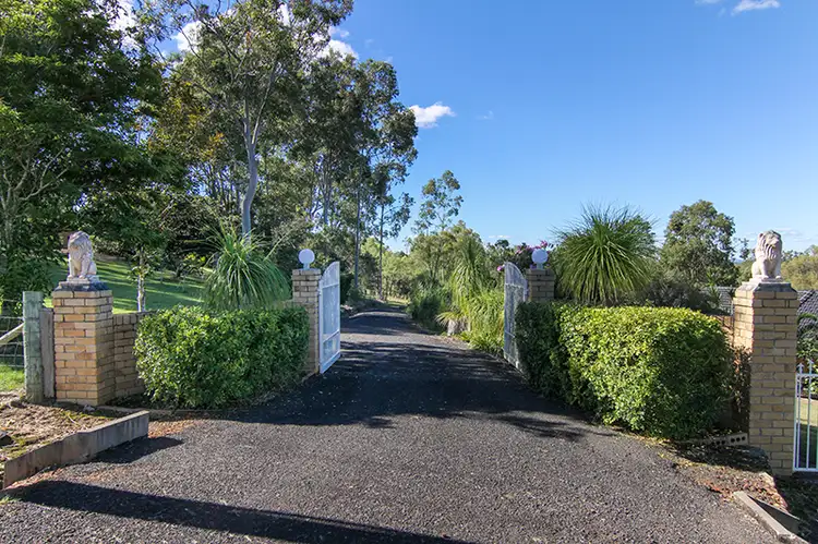 Second view of Homely house listing, 5 Weemala Drive, Waterview Heights NSW 2460