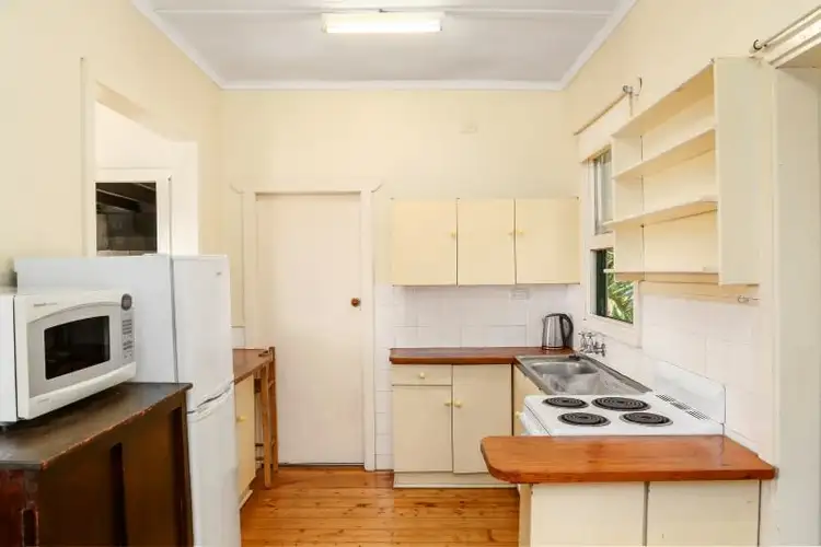 Sixth view of Homely house listing, 15 Hughes Street, Point Clare NSW 2250