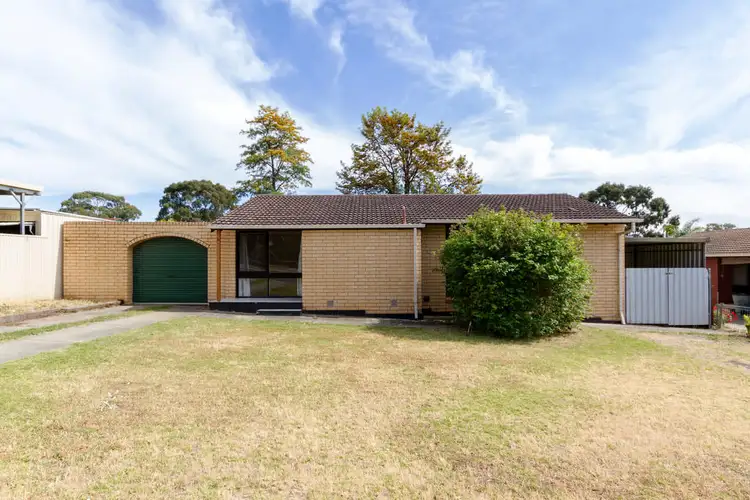 9 Diana Crescent, Morphett Vale SA 5162