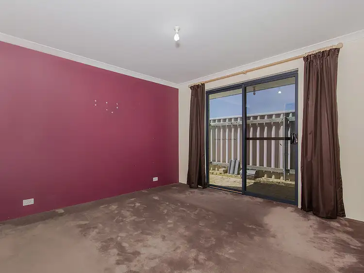 Seventh view of Homely house listing, 4 Lewes Court, Orelia WA 6167