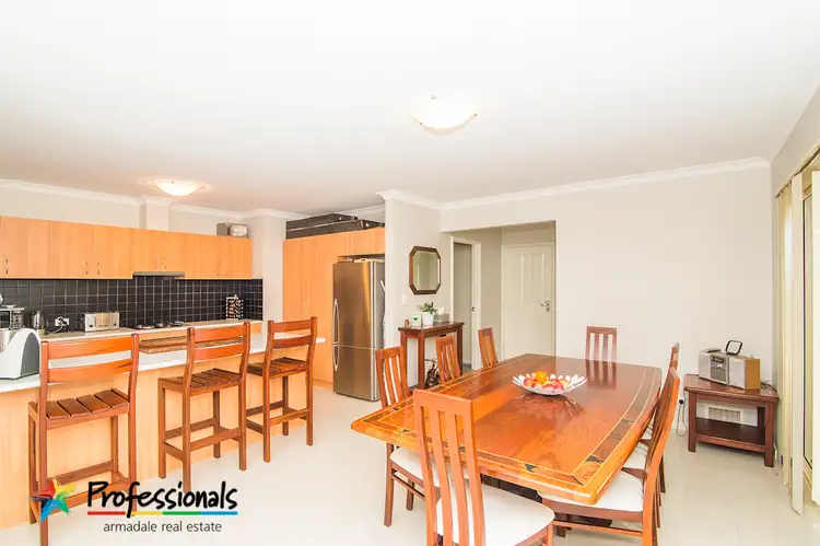 28 Sonego Ave, Kelmscott WA 6111