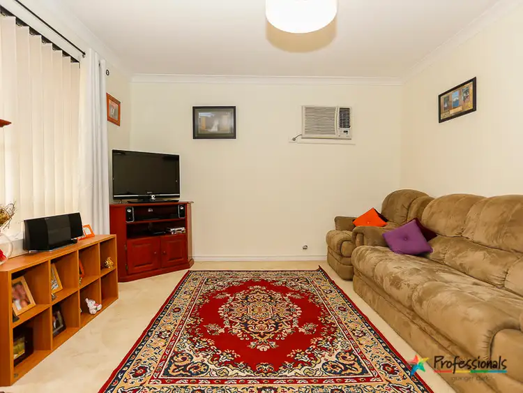 Sixth view of Homely house listing, 2 Carinda Place, Alexander Heights WA 6064