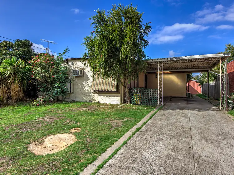 2 Lois Street, St Albans VIC 3021