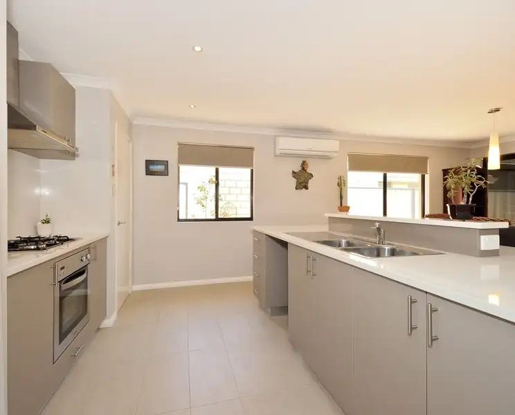 Sixth view of Homely house listing, 10 Larrimah Bend, Baldivis WA 6171