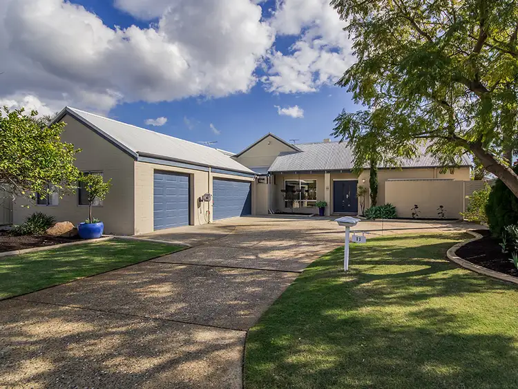 11 Robertson Grove, South Yunderup WA 6208