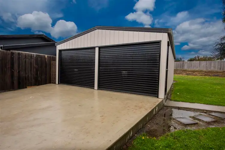 Second view of Homely house listing, 5 Spencer Place, Ulverstone TAS 7315