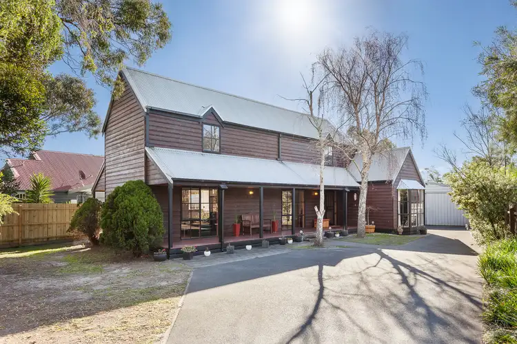 18 Frances Drive, Mount Martha VIC 3934
