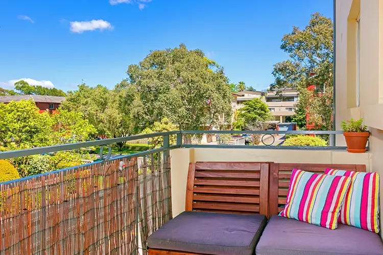 Fifth view of Homely apartment listing, 5/4 Fairway Close, Manly Vale NSW 2093
