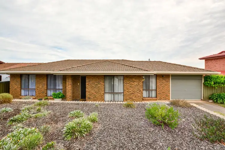 28 Ragamuffin Drive, Hallett Cove SA 5158