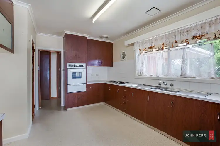 Fifth view of Homely house listing, 8 Evans Street, Trafalgar VIC 3824