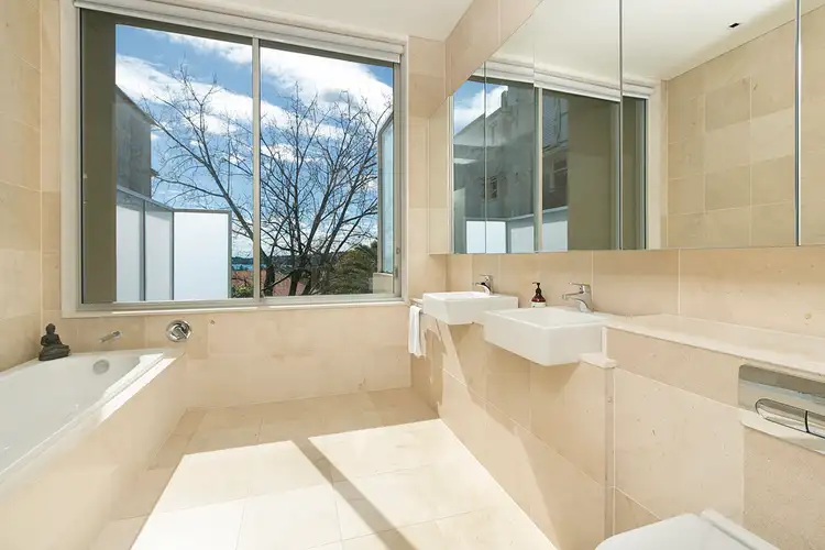 Fourth view of Homely apartment listing, 2/62 Drumalbyn Road, Bellevue Hill NSW 2023