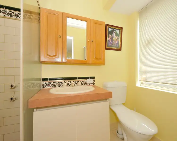 Fifth view of Homely house listing, 5 Violet Grove, Warnbro WA 6169