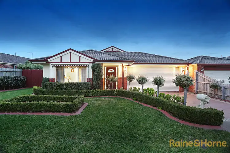 12 Blandford Crescent, Narre Warren South VIC 3805