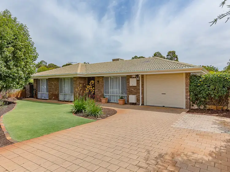 3 Greenwood Court, Kelmscott WA 6111