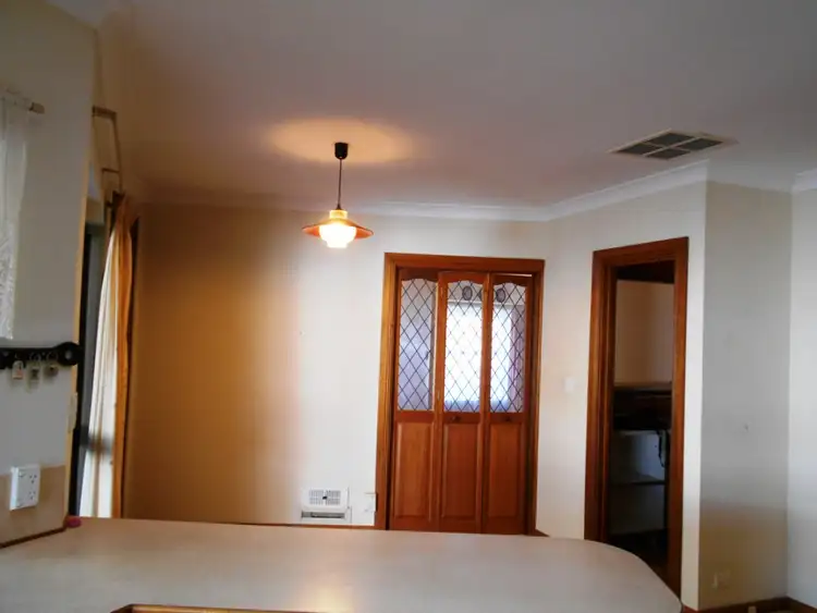 Fourth view of Homely house listing, 32 Oakvale Way, Hallett Cove SA 5158