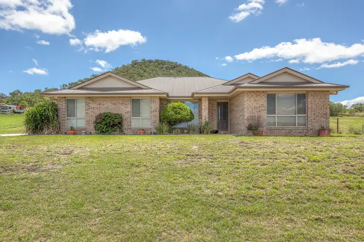 48 Catherine Cres, Kingsthorpe QLD 4400
