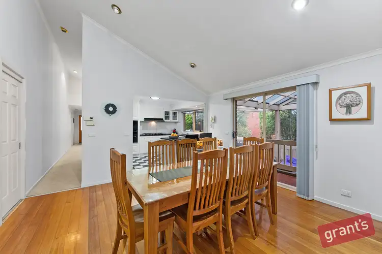 Seventh view of Homely house listing, 5 Janet Court, Narre Warren VIC 3805