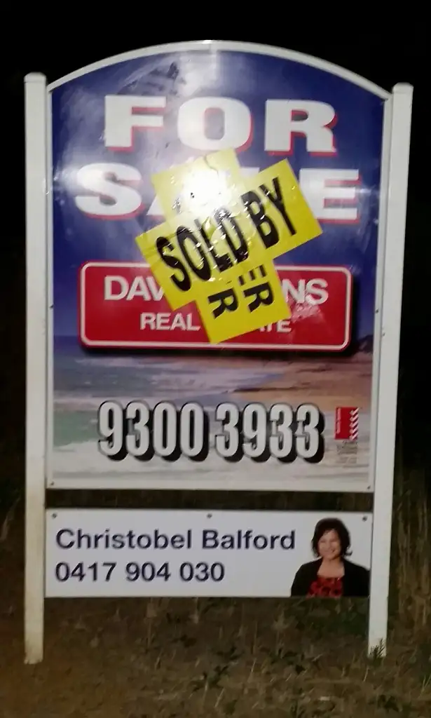 8 Orissa Place, Two Rocks WA 6037