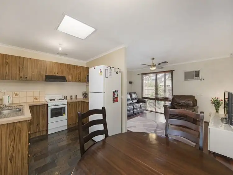 Fourth view of Homely house listing, 9 Oxley Court, Broadmeadows VIC 3047