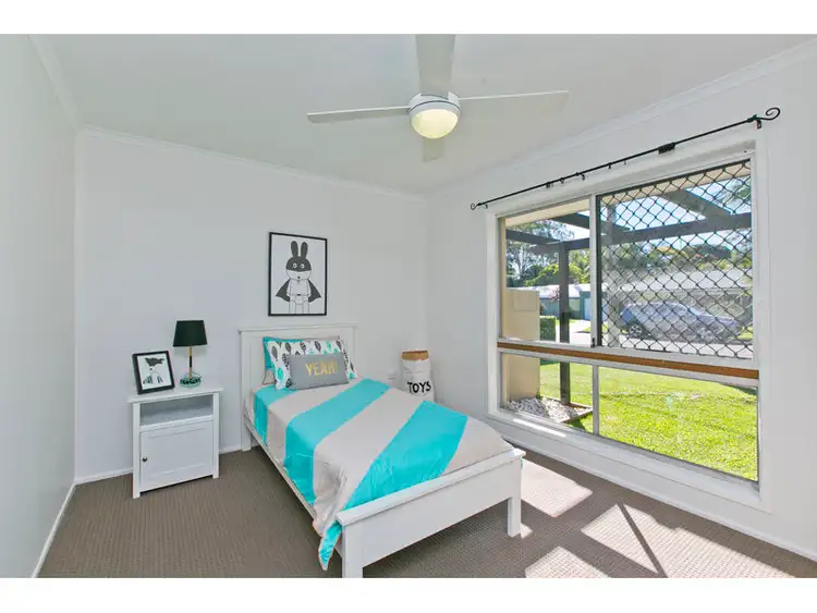 Fifth view of Homely house listing, 8 Arundel Court, Ormiston QLD 4160