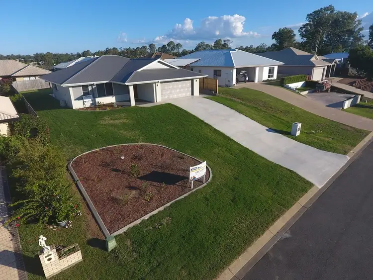 15 Hilltop Ave, Southside QLD 4570