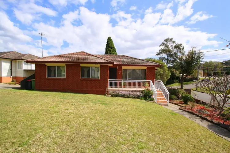 25 Cumberland Avenue, Georges Hall NSW 2198