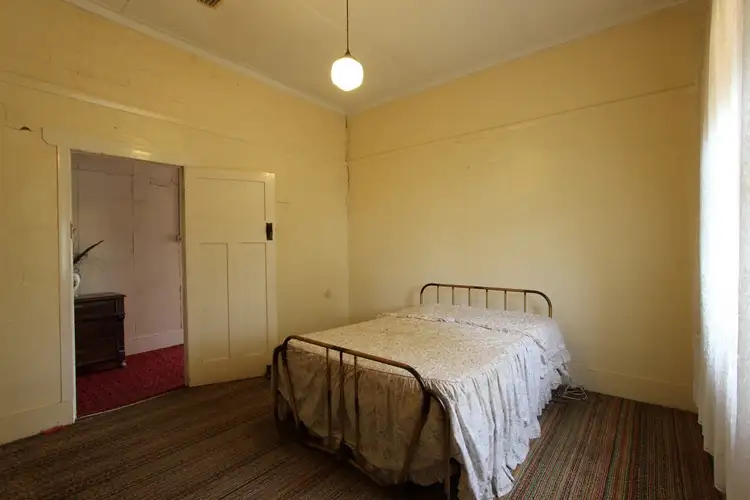 Sixth view of Homely house listing, 52 Hoskins Street, Temora NSW 2666