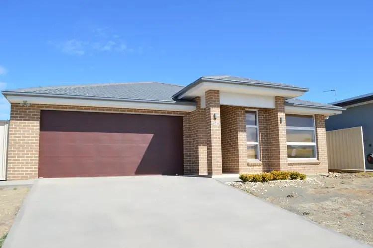 68 Kidd Circuit, Goulburn NSW 2580