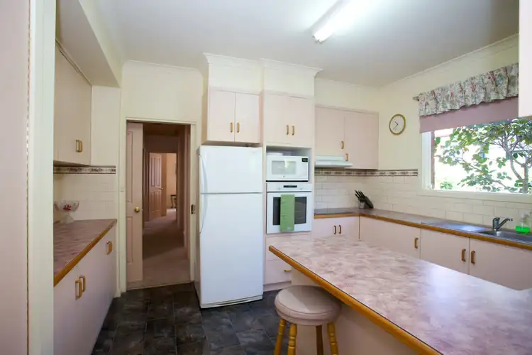 Fifth view of Homely townhouse listing, 3 Cook Street, Horsham VIC 3400