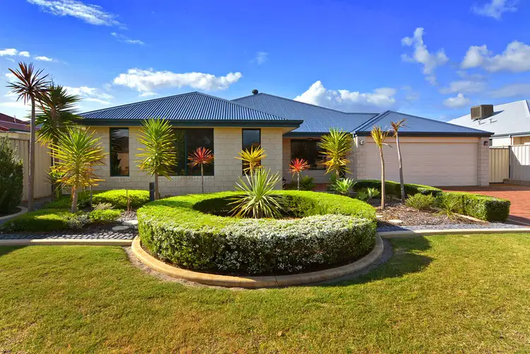8 Emerald Way, Australind WA 6233