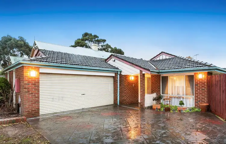 19 Clauscen Drive, Rowville VIC 3178