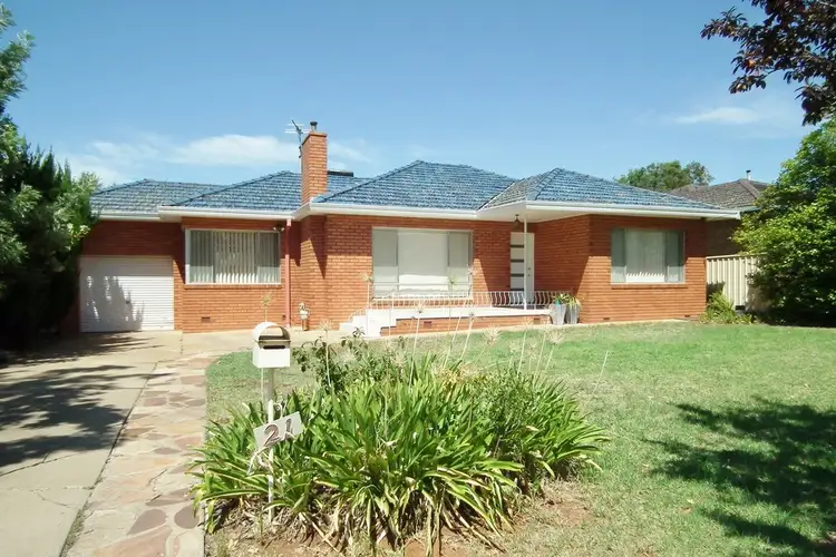 21 Murphy Crescent, Griffith NSW 2680