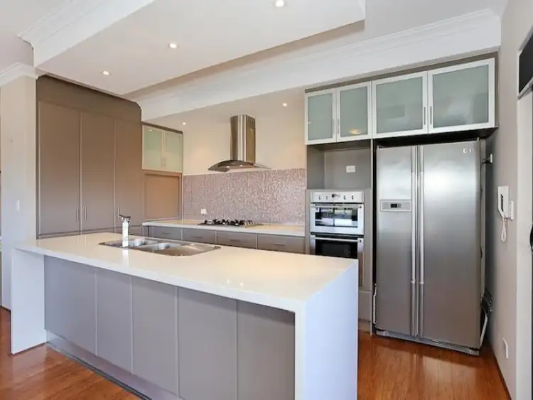 Sixth view of Homely house listing, 15B Veneto Lane, Mandurah WA 6210