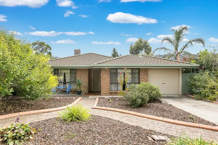 6 Abbey Road, Woodcroft SA 5162