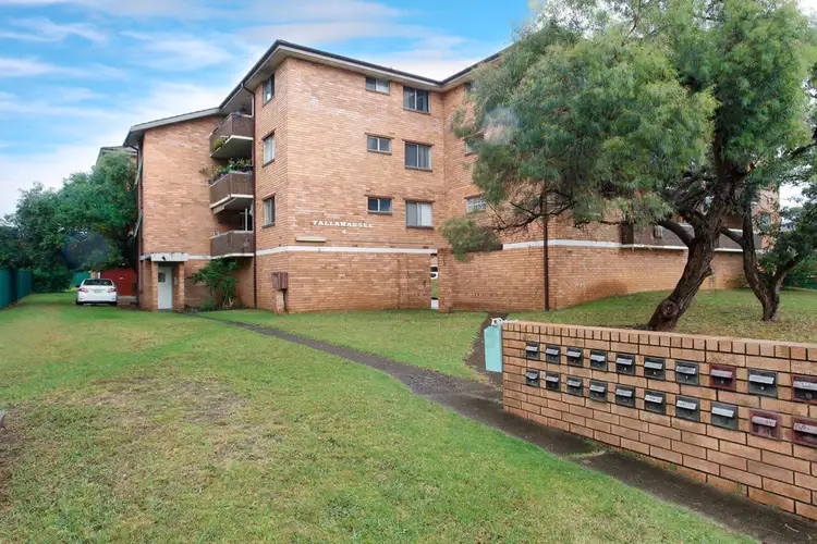 13/4-8 St Johns Road, Cabramatta NSW 2166