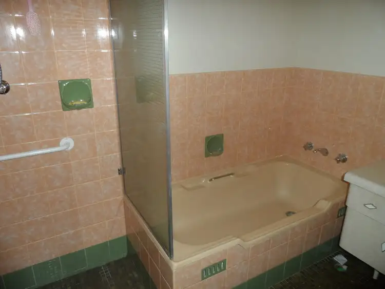 Fifth view of Homely house listing, 10 Petch Street, Loxton SA 5333