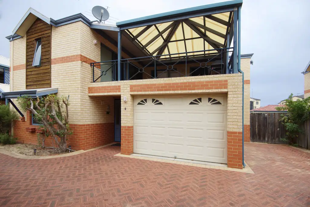 Main view of Homely townhouse listing, 2/10 Fraser Street, Rockingham WA 6168