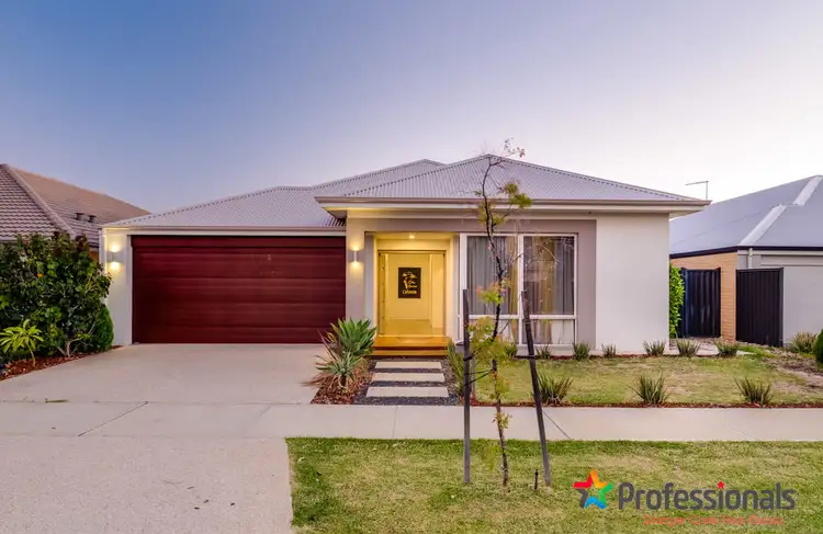 8 Dumbarton Way, Landsdale WA 6065
