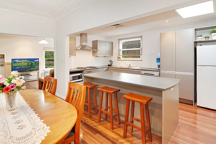 4 Kareela Road, Chatswood NSW 2067